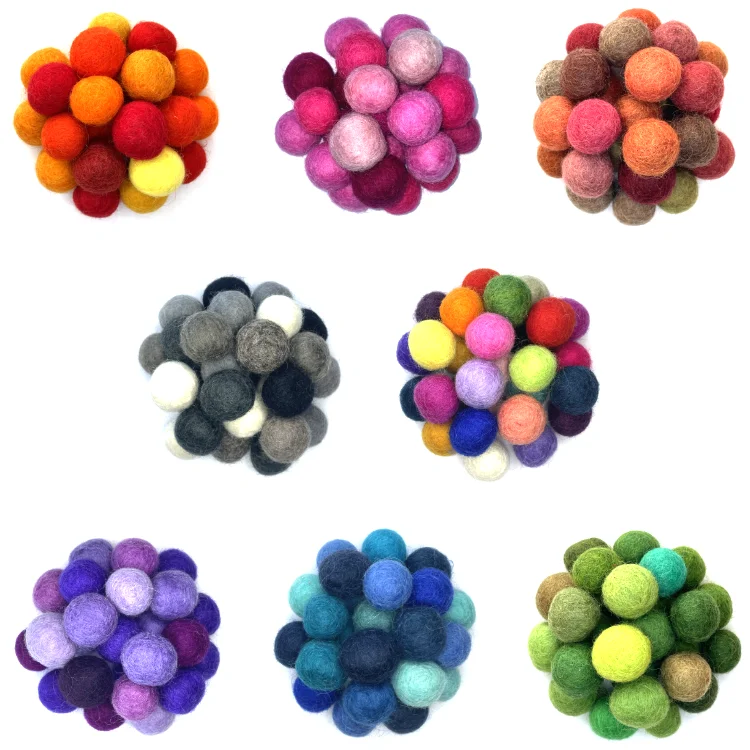 Viltbal mixkleuren 2 cm voordeelverpakking 100 gram