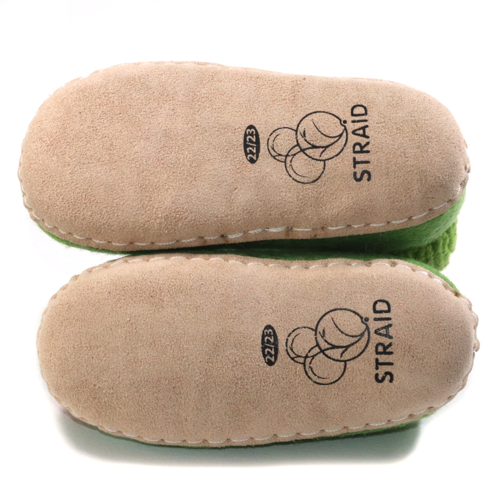 Kinderslof Ladybird met sok